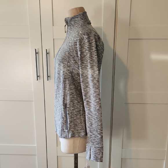 Queenieke Women's Gray Athletic Jacket NWT Size XL - Picture 3 of 11